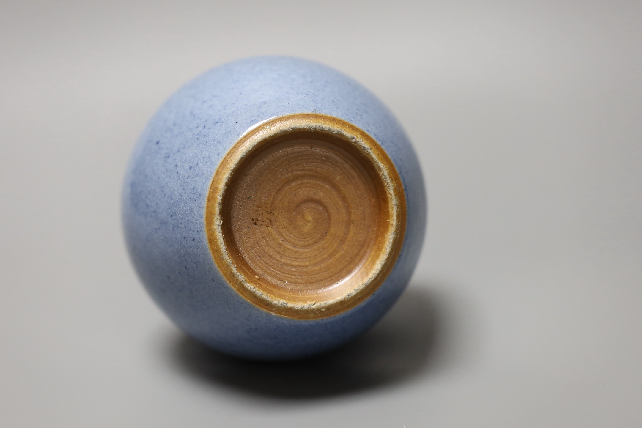 A Chinese powder blue double gourd vase, 20cm